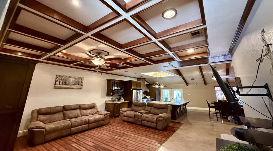 9666 White Wing Lp, Laredo, Texas 78045, 3 Bedrooms Bedrooms, 6 Rooms Rooms,3 BathroomsBathrooms,Residential,For Sale,9666 White Wing Lp,20254124