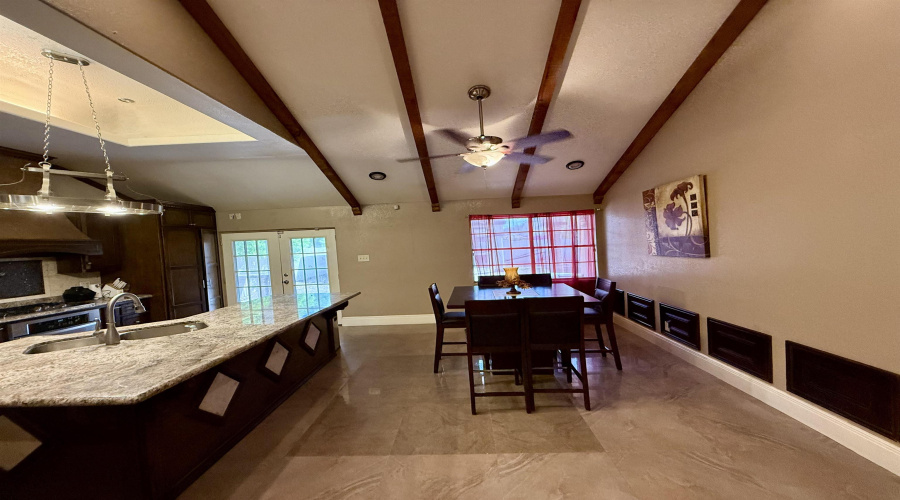 9666 White Wing Lp, Laredo, Texas 78045, 3 Bedrooms Bedrooms, 6 Rooms Rooms,3 BathroomsBathrooms,Residential,For Sale,9666 White Wing Lp,20254124