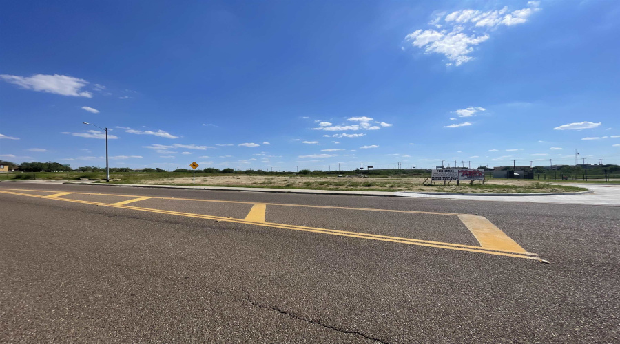 920 Galeria Dr., Laredo, Texas 78043-0000, ,Land,For Rent,920 Galeria Dr.,20254346