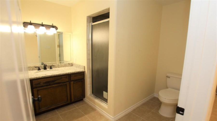 4605 Zapata Hwy, Laredo, Texas 78046, 3 Bedrooms Bedrooms, 7 Rooms Rooms,2 BathroomsBathrooms,Residential,For Rent,4605 Zapata Hwy,20254132