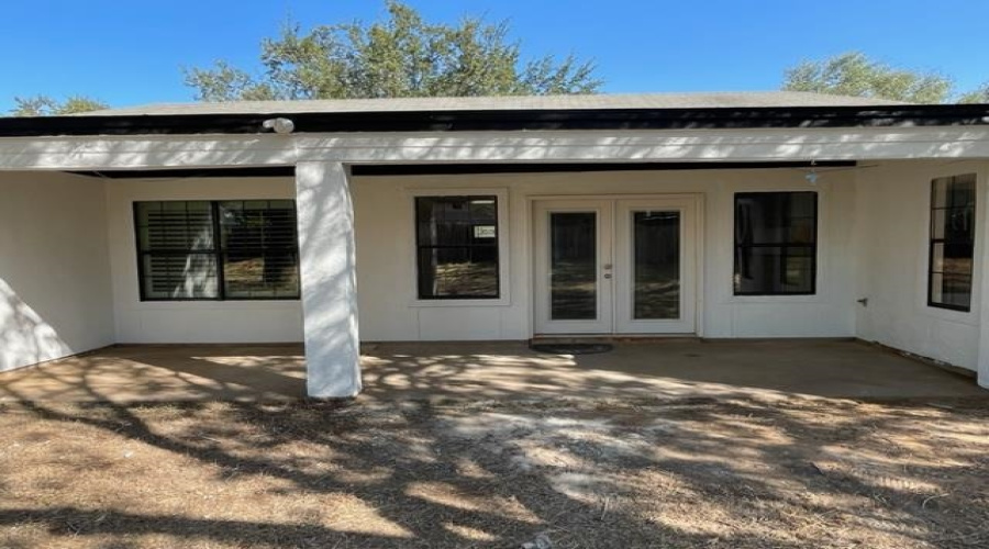 1226 St Patrick Dr, Laredo, Texas 78045, 4 Bedrooms Bedrooms, 7 Rooms Rooms,2 BathroomsBathrooms,Residential,For Sale,1226 St Patrick Dr,20254136