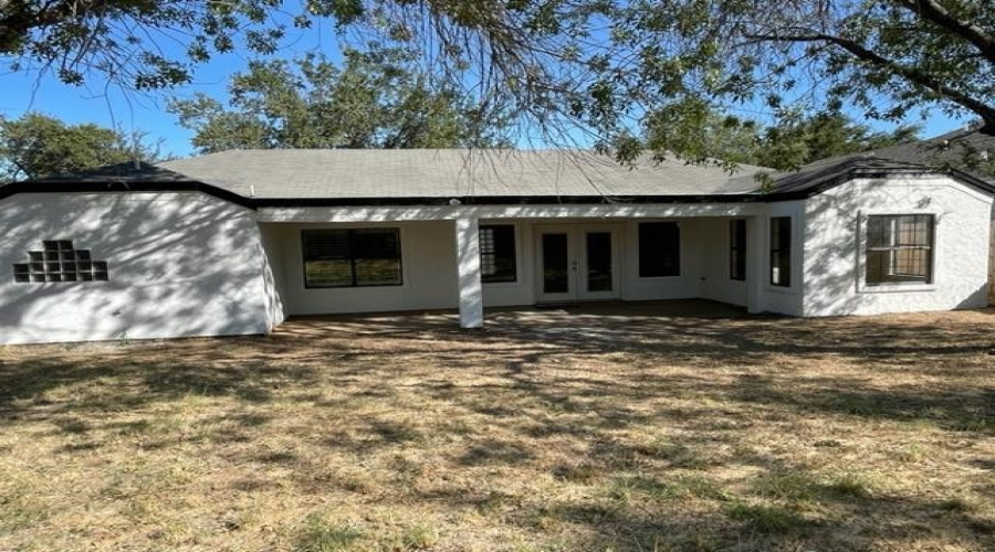 1226 St Patrick Dr, Laredo, Texas 78045, 4 Bedrooms Bedrooms, 7 Rooms Rooms,2 BathroomsBathrooms,Residential,For Sale,1226 St Patrick Dr,20254136