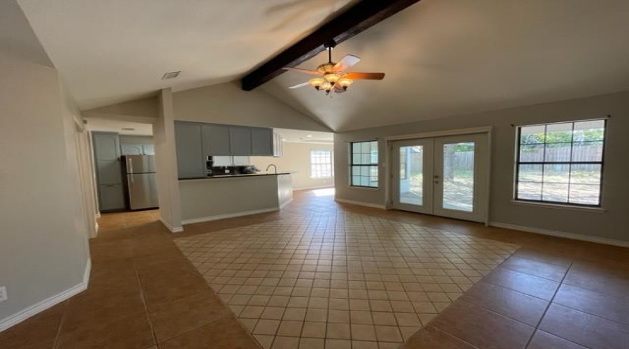 1226 St Patrick Dr, Laredo, Texas 78045, 4 Bedrooms Bedrooms, 7 Rooms Rooms,2 BathroomsBathrooms,Residential,For Sale,1226 St Patrick Dr,20254136