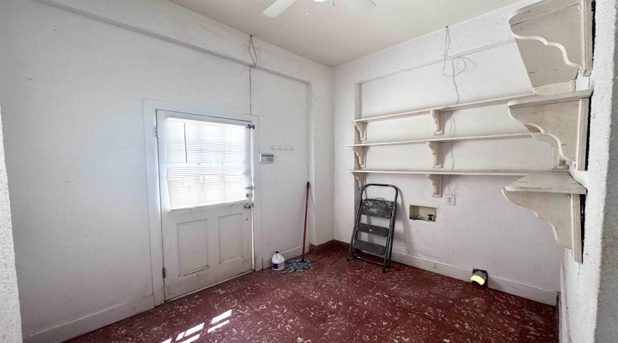 1805 Washington Washington St, LAREDO, Texas 78040-4313, 3 Bedrooms Bedrooms, 3 Rooms Rooms,2 BathroomsBathrooms,Residential,For Rent,1805 Washington Washington St,20254138