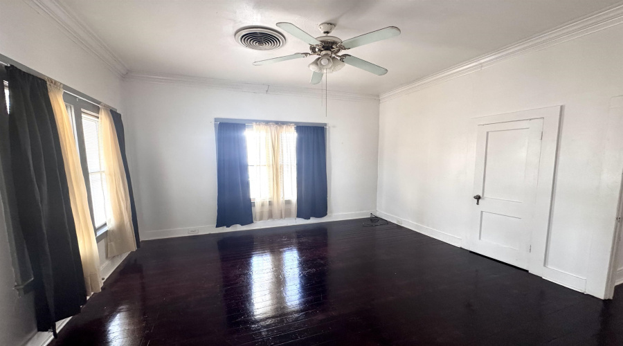 1805 Washington Washington St, LAREDO, Texas 78040-4313, 3 Bedrooms Bedrooms, 3 Rooms Rooms,2 BathroomsBathrooms,Residential,For Rent,1805 Washington Washington St,20254138