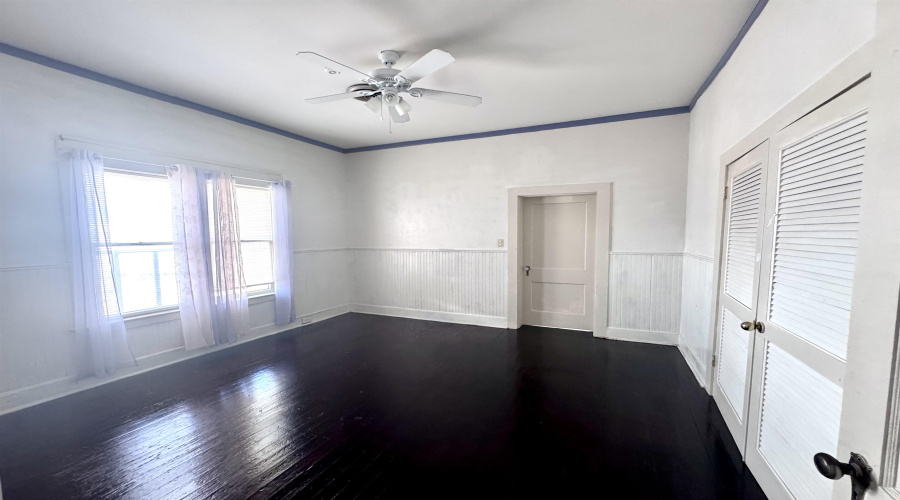 1805 Washington Washington St, LAREDO, Texas 78040-4313, 3 Bedrooms Bedrooms, 3 Rooms Rooms,2 BathroomsBathrooms,Residential,For Rent,1805 Washington Washington St,20254138