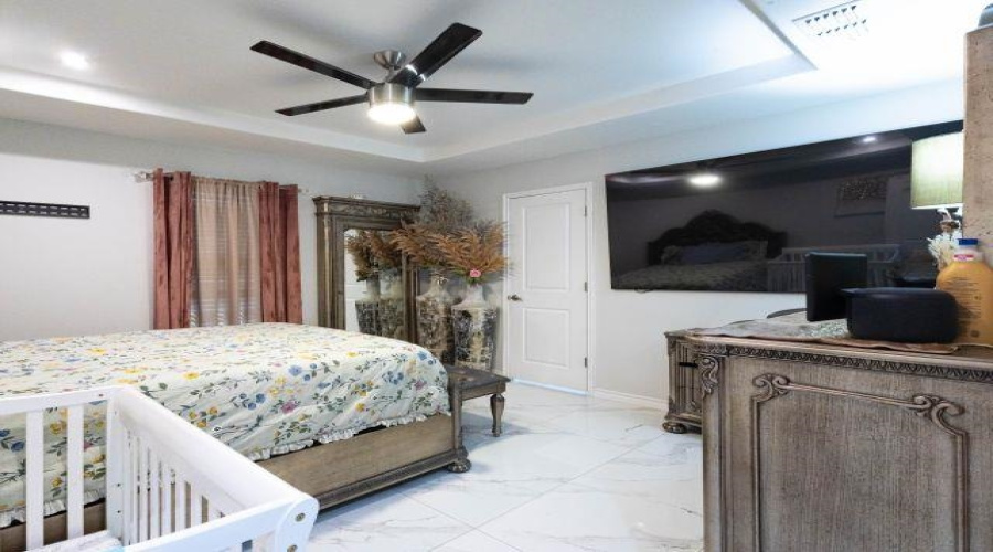 1621 Bilbao Dr., Laredo, Texas 78046-8949, 3 Bedrooms Bedrooms, 7 Rooms Rooms,2 BathroomsBathrooms,Residential,For Sale,1621 Bilbao Dr.,20254141