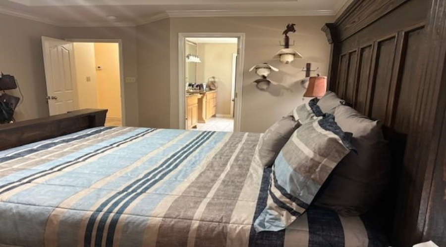 114 Sun Ray Lp, LAREDO, Texas 78041-6413, 3 Bedrooms Bedrooms, 6 Rooms Rooms,2 BathroomsBathrooms,Residential,For Sale,114 Sun Ray Lp,20254147