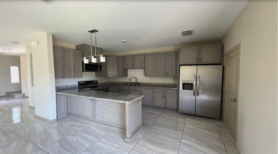 4101 Blue Quail Rd, Laredo, Texas 78045, 3 Bedrooms Bedrooms, 5 Rooms Rooms,2 BathroomsBathrooms,Residential,For Rent,4101 Blue Quail Rd,20254153