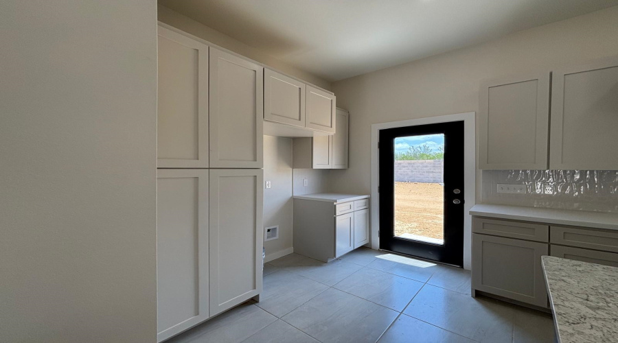 125 Faith Dr., Laredo, Texas 78043, 4 Bedrooms Bedrooms, 6 Rooms Rooms,2 BathroomsBathrooms,Residential,For Sale,125 Faith Dr.,20254157