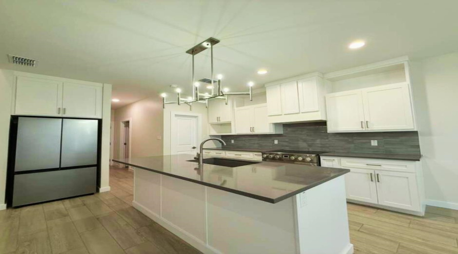 7506 Cresta Bella Street, Laredo, Texas 78041, 3 Bedrooms Bedrooms, 4 Rooms Rooms,2 BathroomsBathrooms,Residential,For Rent,7506 Cresta Bella Street,20254163