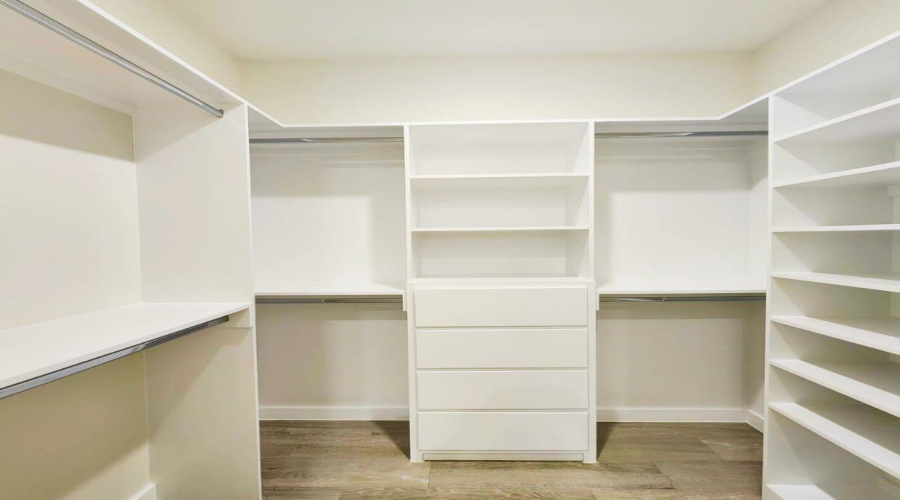 7506 Cresta Bella Street, Laredo, Texas 78041, 3 Bedrooms Bedrooms, 4 Rooms Rooms,2 BathroomsBathrooms,Residential,For Rent,7506 Cresta Bella Street,20254163