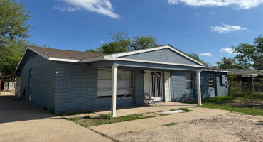 314 Farragut St, Laredo, Texas 78040, 3 Bedrooms Bedrooms, 5 Rooms Rooms,2 BathroomsBathrooms,Residential,For Rent,314 Farragut St,20254165