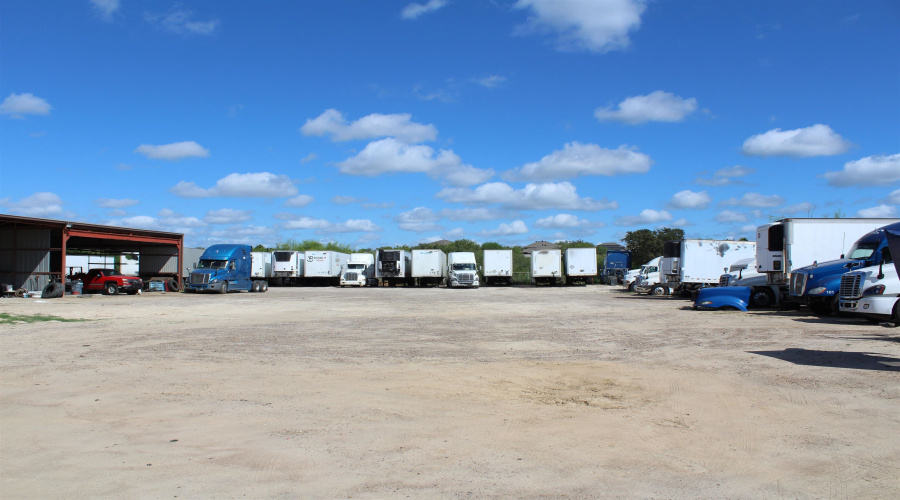 5508 E Saunders St, LAREDO, Texas 78041, ,Land,For Sale,5508 E Saunders St,20254410