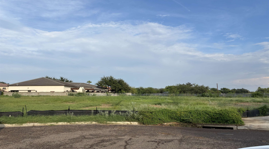 315 Rhone Ln, LAREDO, Texas 78041, ,Land,For Sale,315 Rhone Ln,20254423