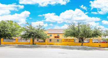 2119 Ejido Ave, Laredo, Texas 78046, 1 Bedroom Bedrooms, 2 Rooms Rooms,1 BathroomBathrooms,Residential,For Rent,2119 Ejido Ave,20254170