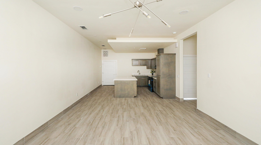9109 McPherson Rd, LAREDO, Texas 78045, 1 Bedroom Bedrooms, 3 Rooms Rooms,1 BathroomBathrooms,Residential,For Rent,9109 McPherson Rd,20254179