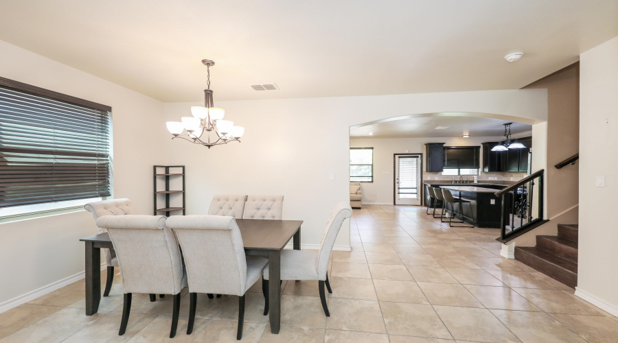 9813 Sandhill Dr, Laredo, Texas 78045, 3 Bedrooms Bedrooms, 5 Rooms Rooms,2 BathroomsBathrooms,Residential,For Rent,9813 Sandhill Dr,20254188