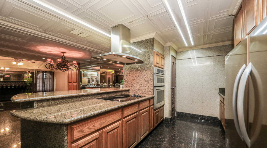 5500 McPherson Rd, Laredo, Texas 78041, 2 Bedrooms Bedrooms, 5 Rooms Rooms,1 BathroomBathrooms,Residential,For Sale,5500 McPherson Rd,20254198