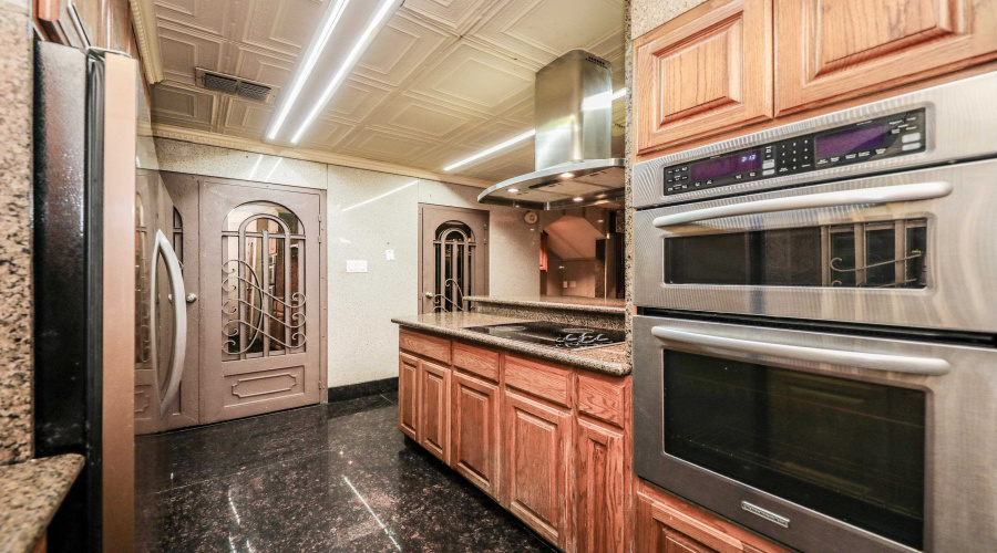 5500 McPherson Rd, Laredo, Texas 78041, 2 Bedrooms Bedrooms, 5 Rooms Rooms,1 BathroomBathrooms,Residential,For Sale,5500 McPherson Rd,20254198