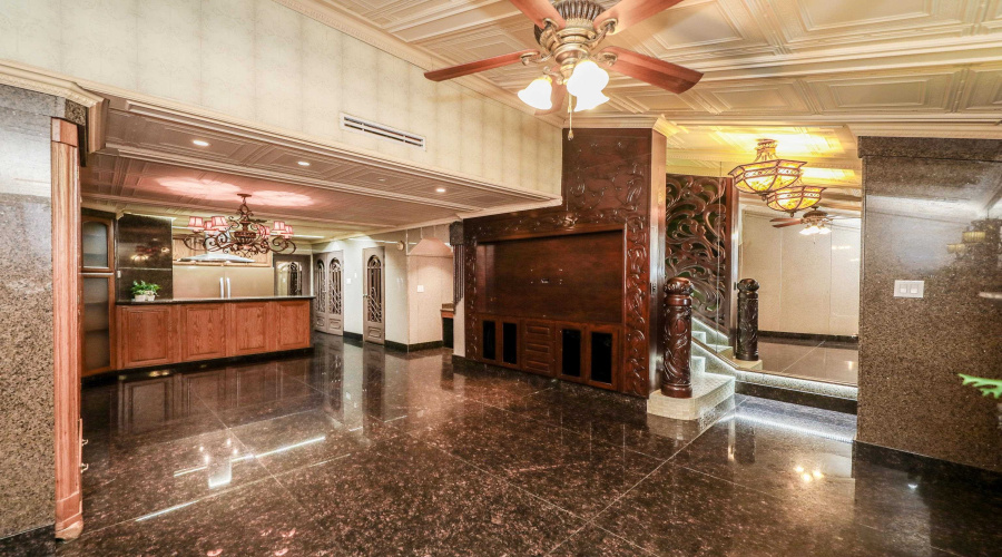 5500 McPherson Rd, Laredo, Texas 78041, 2 Bedrooms Bedrooms, 5 Rooms Rooms,1 BathroomBathrooms,Residential,For Sale,5500 McPherson Rd,20254198