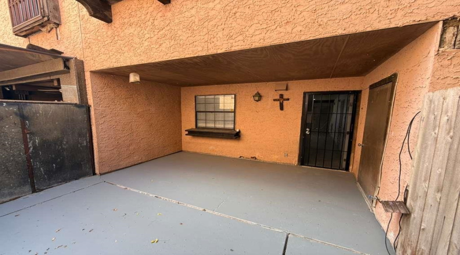 5500 McPherson Rd, Laredo, Texas 78041, 2 Bedrooms Bedrooms, 4 Rooms Rooms,2 BathroomsBathrooms,Residential,For Sale,5500 McPherson Rd,20254202