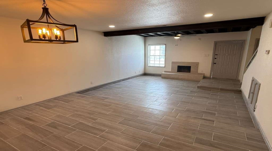 5500 McPherson Rd, Laredo, Texas 78041, 2 Bedrooms Bedrooms, 4 Rooms Rooms,2 BathroomsBathrooms,Residential,For Sale,5500 McPherson Rd,20254202