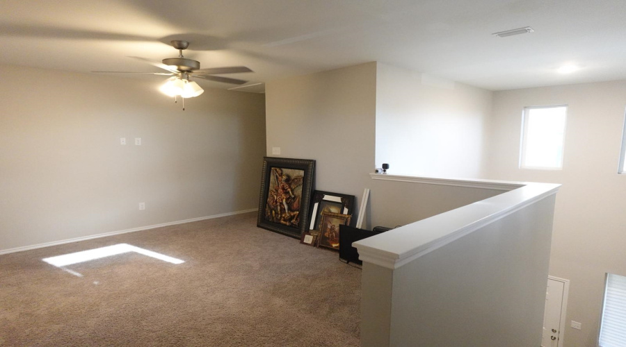 4214 Helena Dr., Laredo, Texas 78046, 5 Bedrooms Bedrooms, 7 Rooms Rooms,2 BathroomsBathrooms,Residential,For Sale,4214 Helena Dr.,20254204