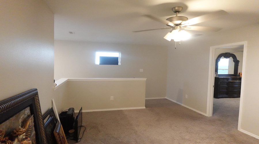 4214 Helena Dr., Laredo, Texas 78046, 5 Bedrooms Bedrooms, 7 Rooms Rooms,2 BathroomsBathrooms,Residential,For Sale,4214 Helena Dr.,20254204