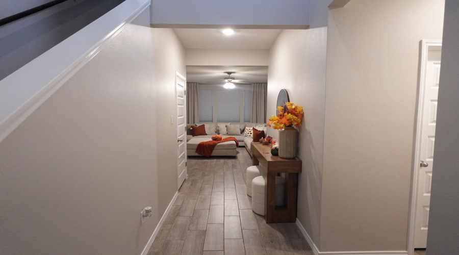 4214 Helena Dr., Laredo, Texas 78046, 5 Bedrooms Bedrooms, 7 Rooms Rooms,2 BathroomsBathrooms,Residential,For Sale,4214 Helena Dr.,20254204