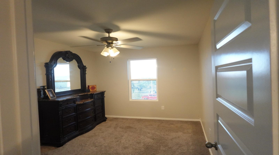 4214 Helena Dr., Laredo, Texas 78046, 5 Bedrooms Bedrooms, 7 Rooms Rooms,2 BathroomsBathrooms,Residential,For Sale,4214 Helena Dr.,20254204