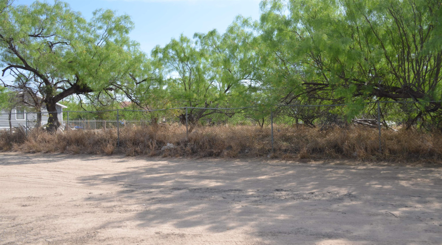 2420 Piedregal St, LAREDO, Texas 78041, ,Land,For Sale,2420 Piedregal St,20254476