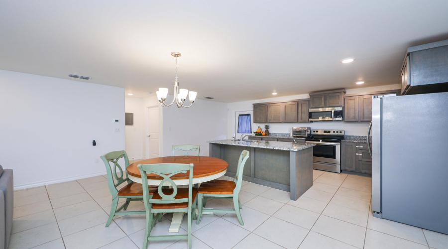 3717 Jesus Dimas, Laredo, Texas 78046, 3 Bedrooms Bedrooms, 5 Rooms Rooms,2 BathroomsBathrooms,Residential,For Sale,3717 Jesus Dimas,20254214