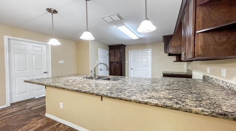 4409 Gloria Dr., LAREDO, Texas 78046, 4 Bedrooms Bedrooms, 6 Rooms Rooms,2 BathroomsBathrooms,Residential,For Sale,4409 Gloria Dr.,20254220