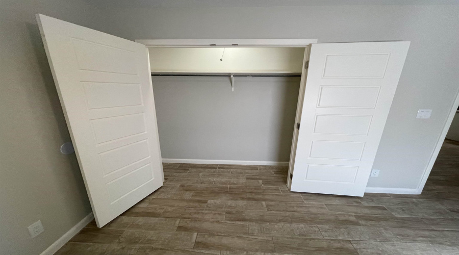 3001 E Price St, LAREDO, Texas 78043, 2 Bedrooms Bedrooms, 5 Rooms Rooms,1 BathroomBathrooms,Residential,For Rent,3001 E Price St,20254222