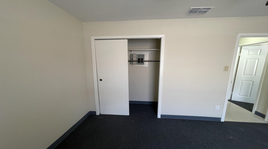 3801 Salinas Ave, LAREDO, Texas 78041, 2 Bedrooms Bedrooms, 5 Rooms Rooms,1 BathroomBathrooms,Residential,For Rent,3801 Salinas Ave,20254223