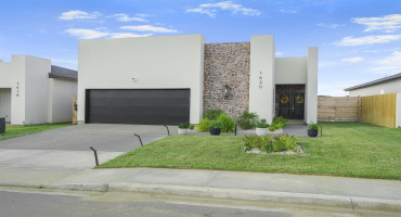 1620 Fresnillo Dr., Laredo, Texas 78046, 3 Bedrooms Bedrooms, 4 Rooms Rooms,2 BathroomsBathrooms,Residential,For Sale,1620 Fresnillo Dr.,20254228