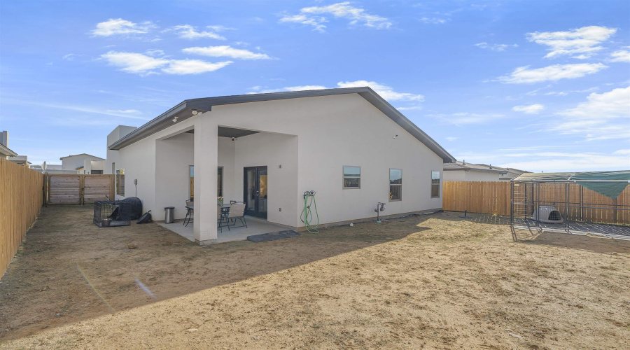 1620 Fresnillo Dr., Laredo, Texas 78046, 3 Bedrooms Bedrooms, 4 Rooms Rooms,2 BathroomsBathrooms,Residential,For Sale,1620 Fresnillo Dr.,20254228