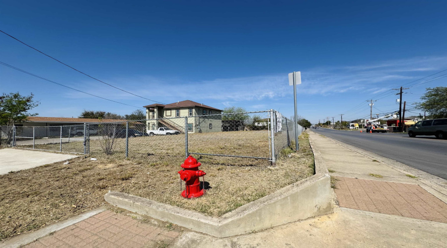 3222 Santa Clara St, Laredo, Texas 78046, ,Land,For Sale,3222 Santa Clara St,20254490