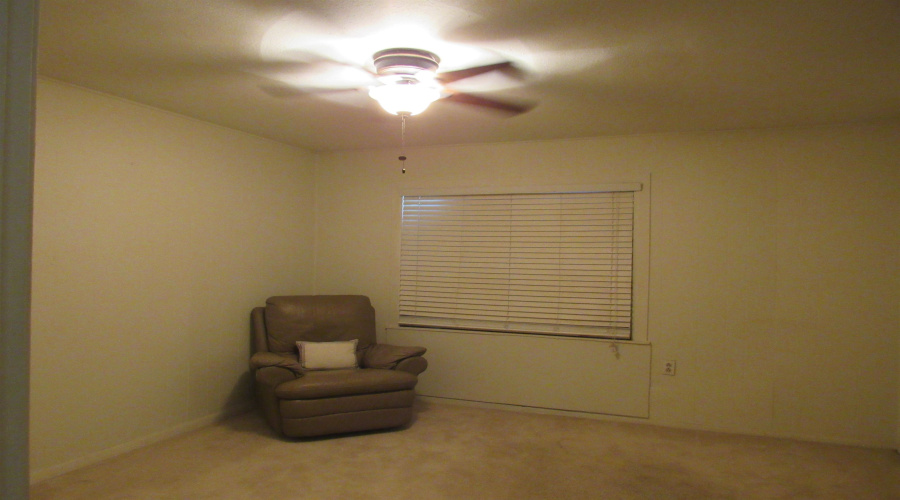 1413 E Plum St, Laredo, Texas 78040, 3 Bedrooms Bedrooms, 8 Rooms Rooms,2 BathroomsBathrooms,Residential,For Sale,1413 E Plum St,20254231