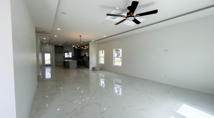 1704 Cordova Dr., Laredo, Texas 78046, 3 Bedrooms Bedrooms, 4 Rooms Rooms,2 BathroomsBathrooms,Residential,For Sale,1704 Cordova Dr.,20254237