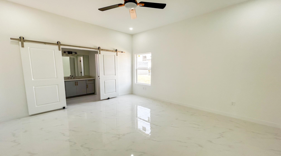 1704 Cordova Dr., Laredo, Texas 78046, 3 Bedrooms Bedrooms, 4 Rooms Rooms,2 BathroomsBathrooms,Residential,For Sale,1704 Cordova Dr.,20254237