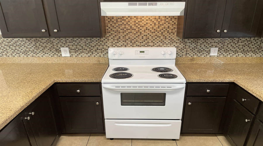 5402 Marcella Ave, LAREDO, Texas 78041, 1 Bedroom Bedrooms, 3 Rooms Rooms,1 BathroomBathrooms,Residential,For Rent,5402 Marcella Ave,20254239