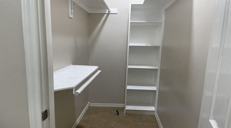 5402 Marcella Ave, LAREDO, Texas 78041, 1 Bedroom Bedrooms, 3 Rooms Rooms,1 BathroomBathrooms,Residential,For Rent,5402 Marcella Ave,20254239