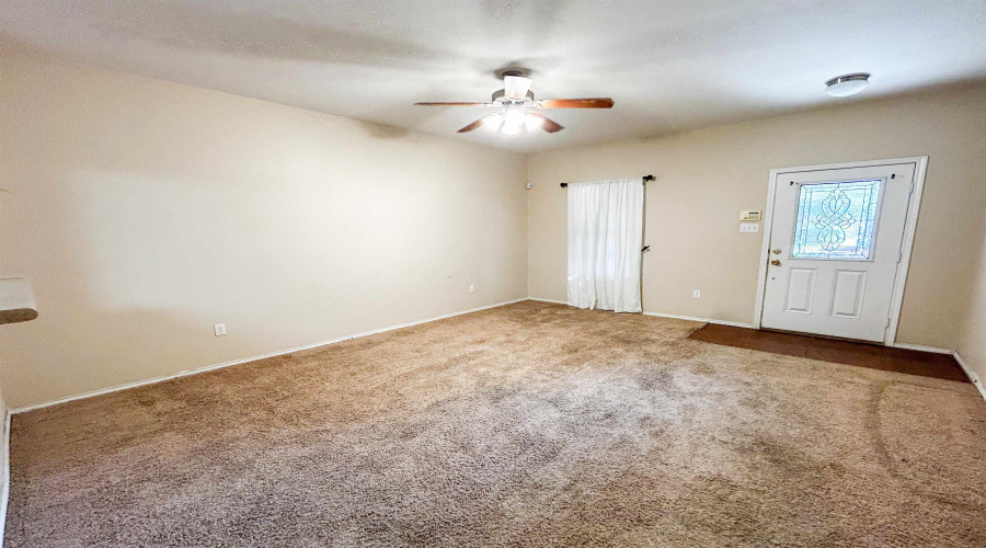 11308 Granados St, Laredo, Texas 78045, 4 Bedrooms Bedrooms, 6 Rooms Rooms,2 BathroomsBathrooms,Residential,For Sale,11308 Granados St,20254240
