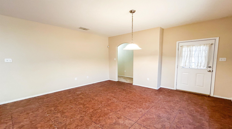 11308 Granados St, Laredo, Texas 78045, 4 Bedrooms Bedrooms, 6 Rooms Rooms,2 BathroomsBathrooms,Residential,For Sale,11308 Granados St,20254240