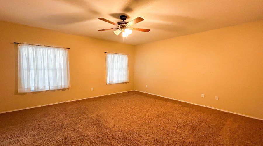 11308 Granados St, Laredo, Texas 78045, 4 Bedrooms Bedrooms, 6 Rooms Rooms,2 BathroomsBathrooms,Residential,For Sale,11308 Granados St,20254240