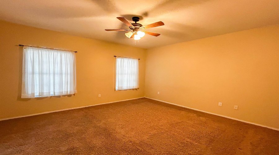 11308 Granados St, Laredo, Texas 78045, 4 Bedrooms Bedrooms, 6 Rooms Rooms,2 BathroomsBathrooms,Residential,For Sale,11308 Granados St,20254240