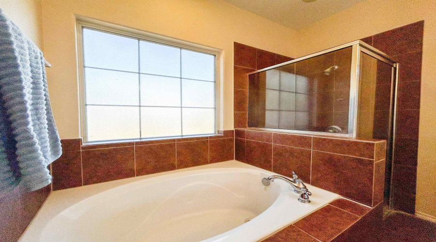 11308 Granados St, Laredo, Texas 78045, 4 Bedrooms Bedrooms, 6 Rooms Rooms,2 BathroomsBathrooms,Residential,For Sale,11308 Granados St,20254240
