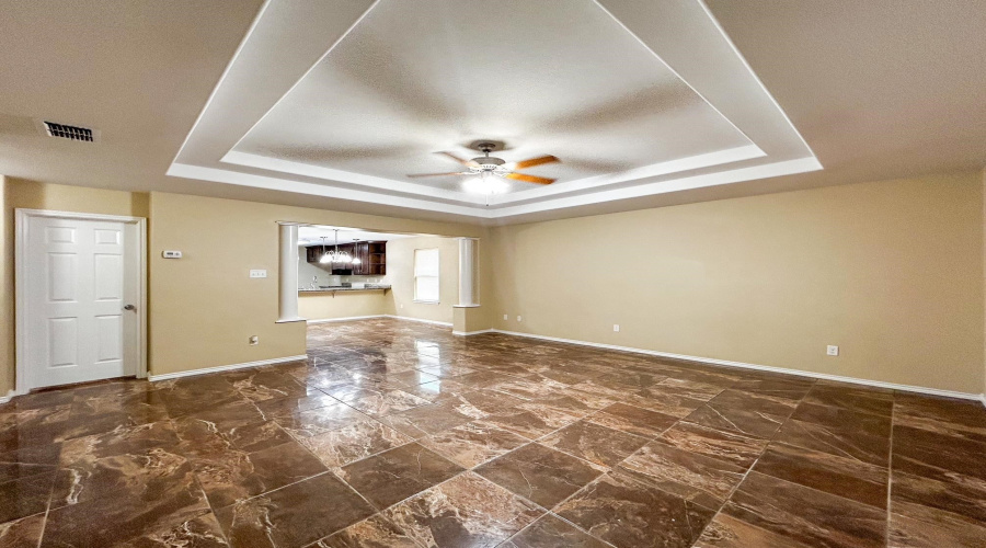 4409 Gloria Dr., Laredo, Texas 78046, 4 Bedrooms Bedrooms, 6 Rooms Rooms,2 BathroomsBathrooms,Residential,For Rent,4409 Gloria Dr.,20254246